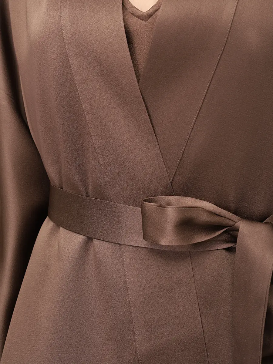 Костюм однотонный