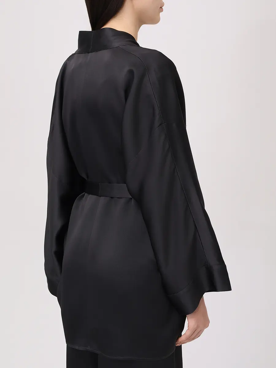 Костюм однотонный