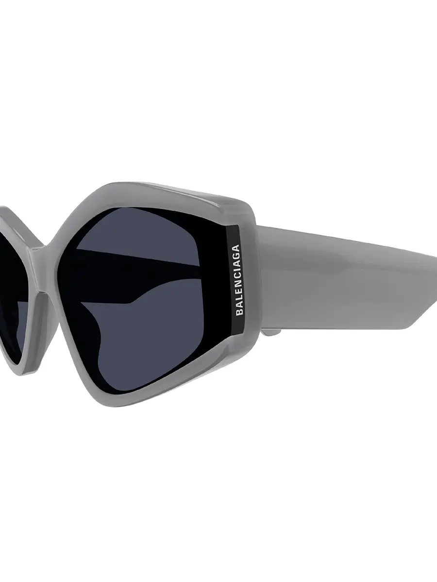 Очки солнцезащитные