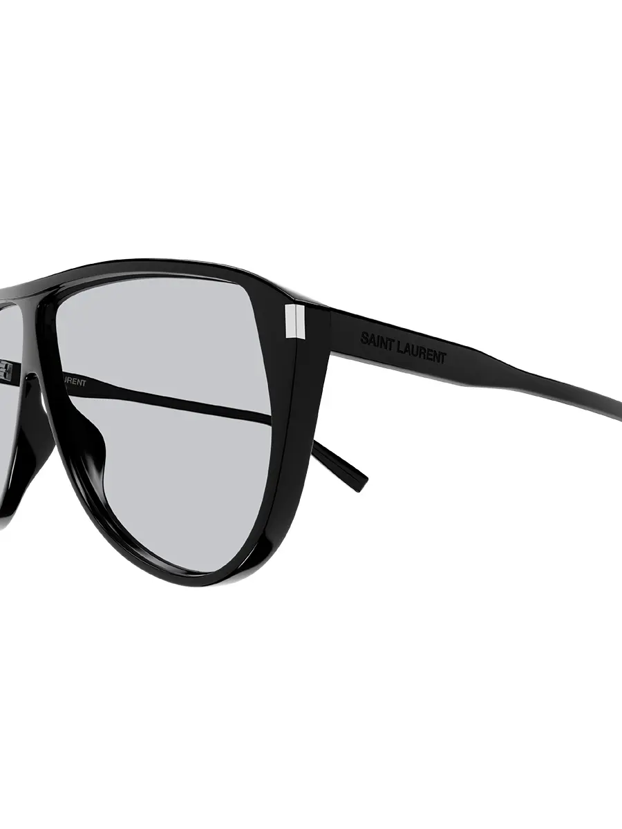 Очки солнцезащитные