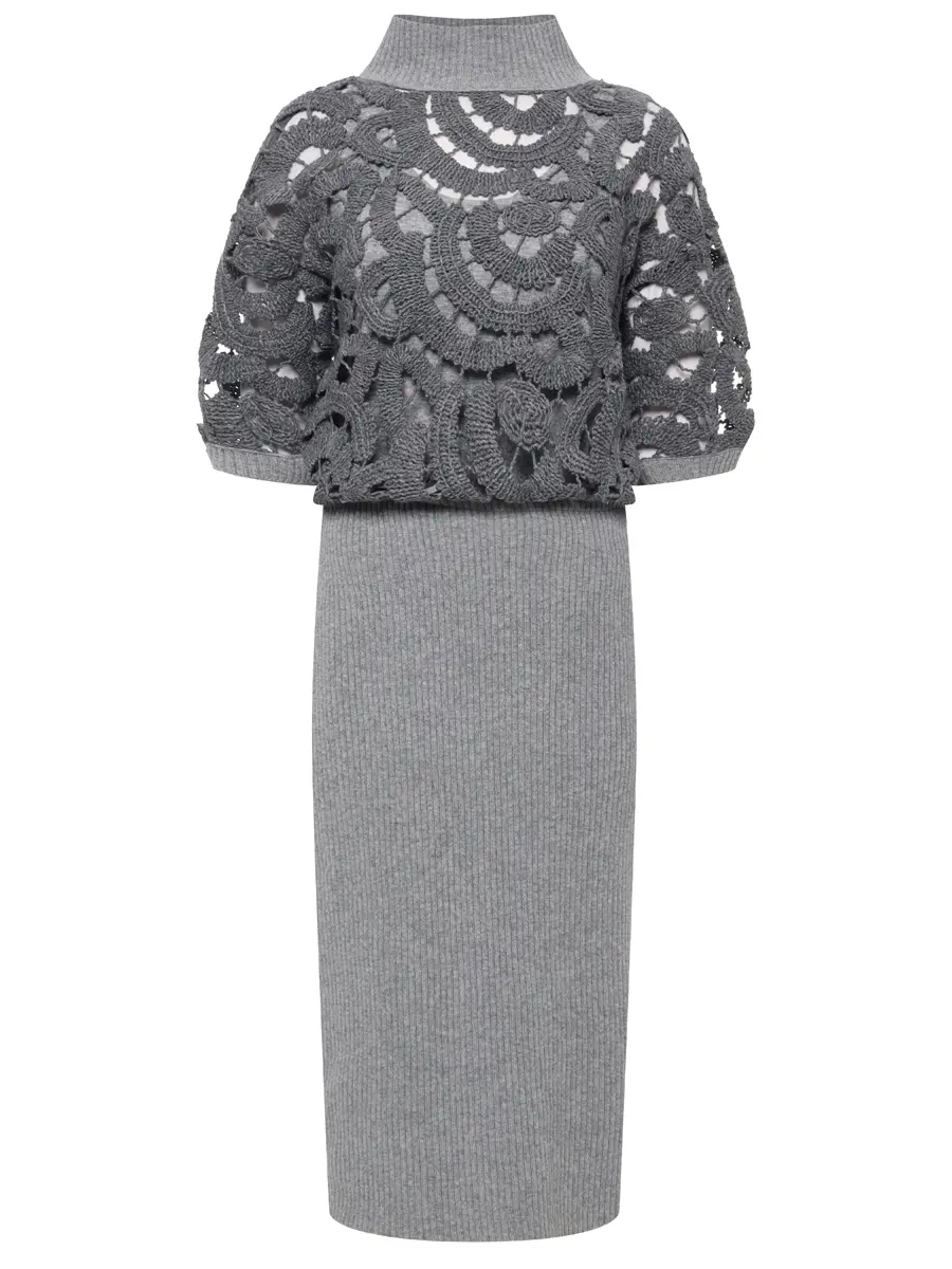 Платье вязаное