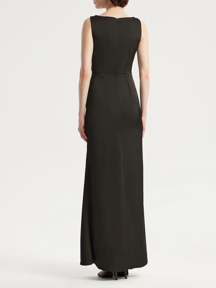 Платье однотонное