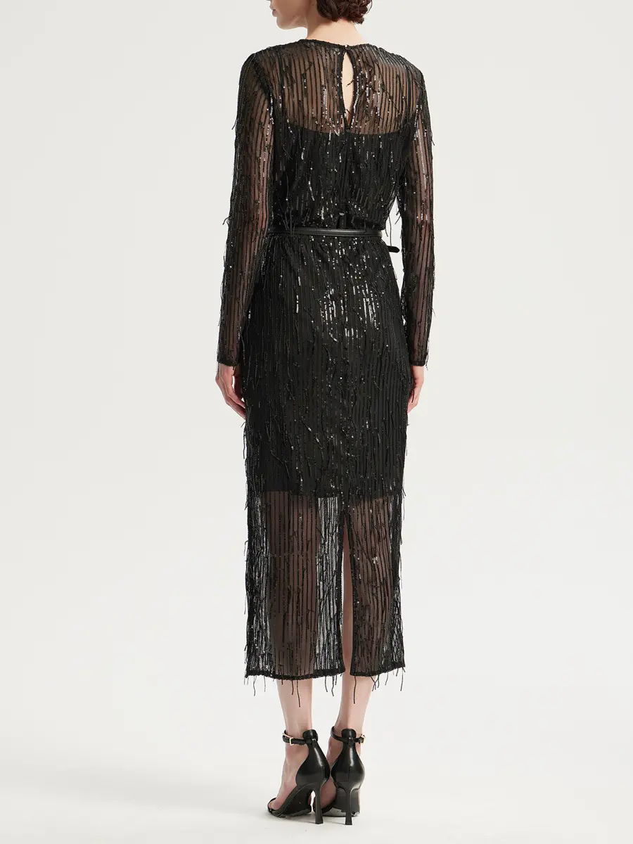 Платье с пайетками
