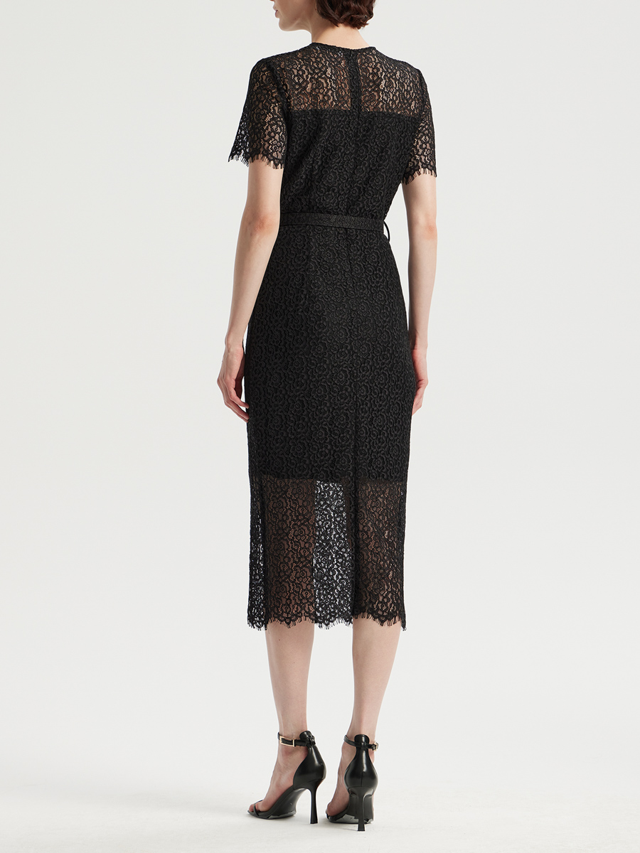 Платье кружевное