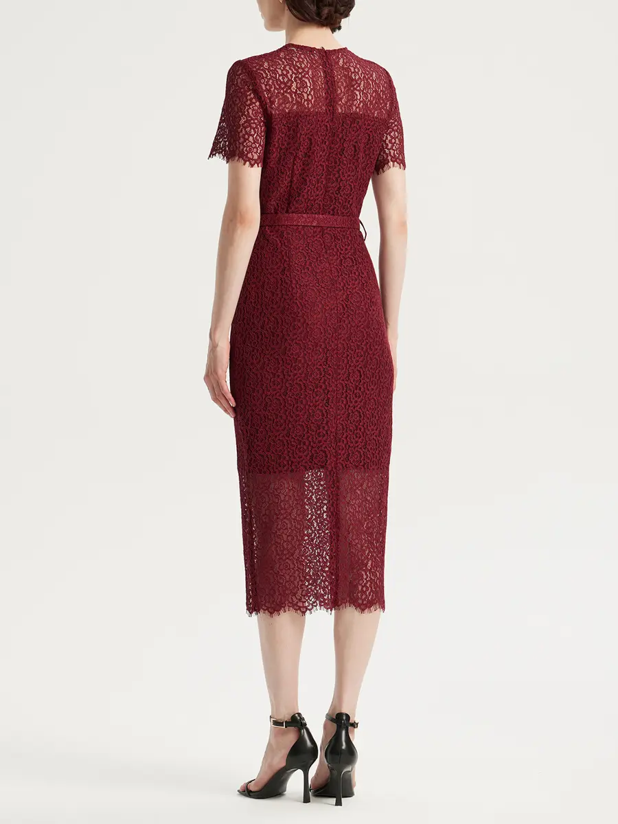 Платье кружевное