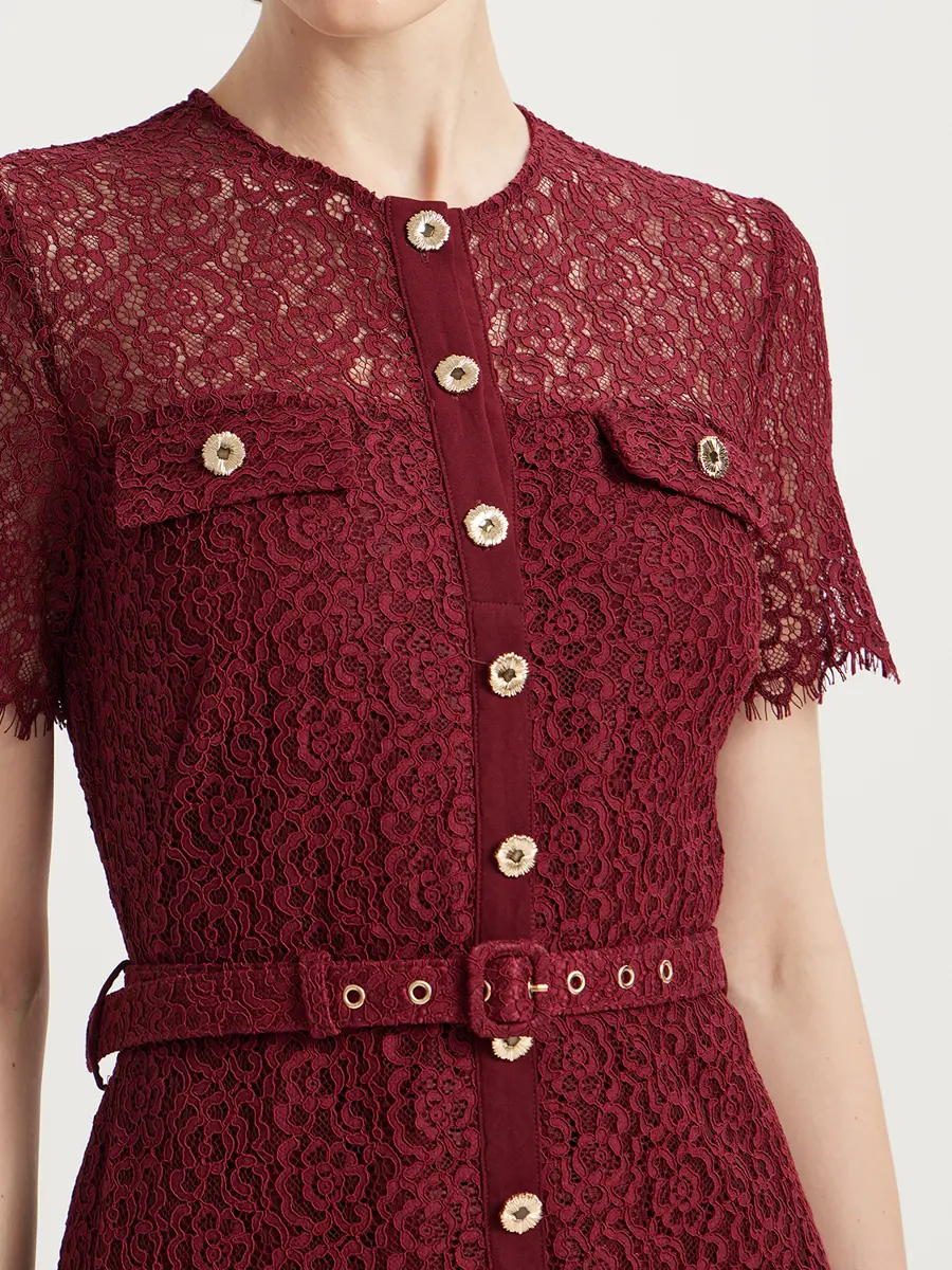 Платье кружевное