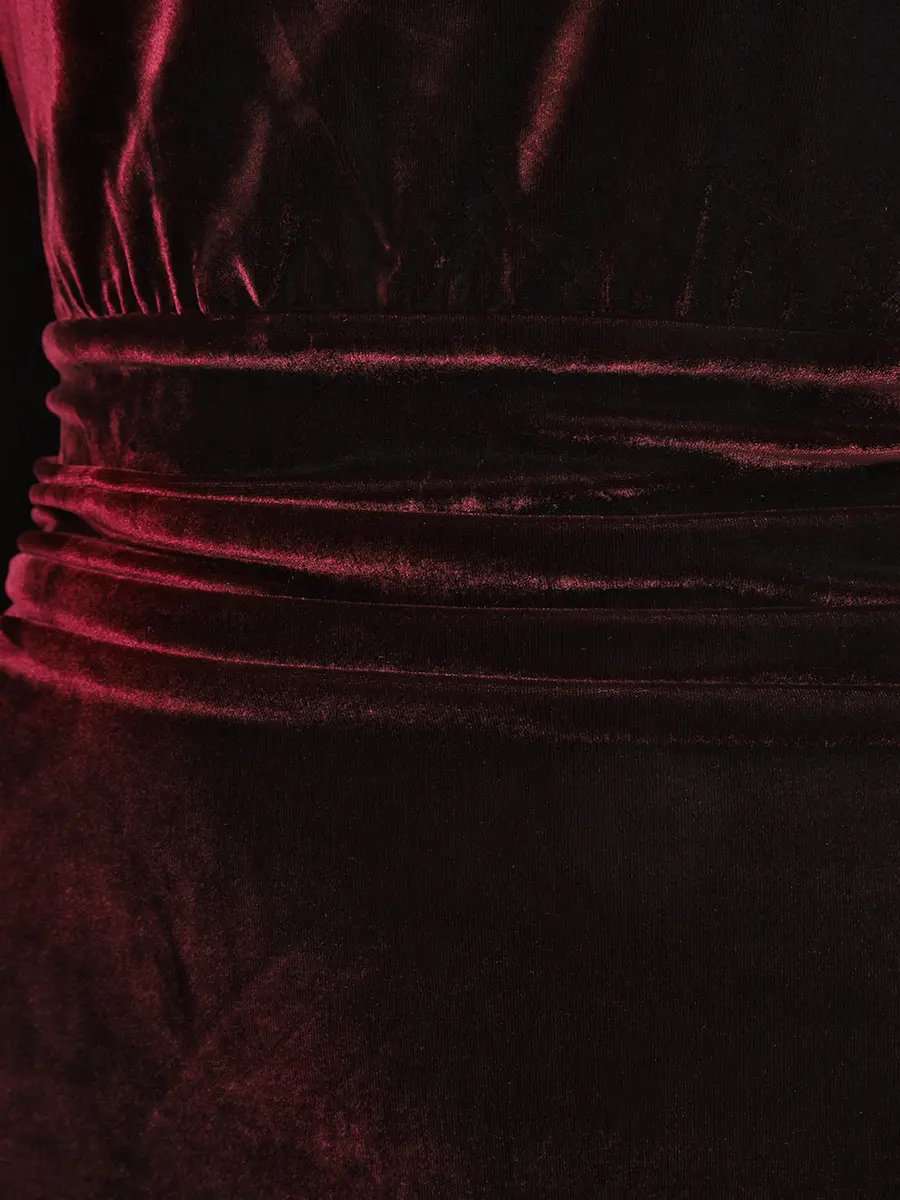 Платье бархатное