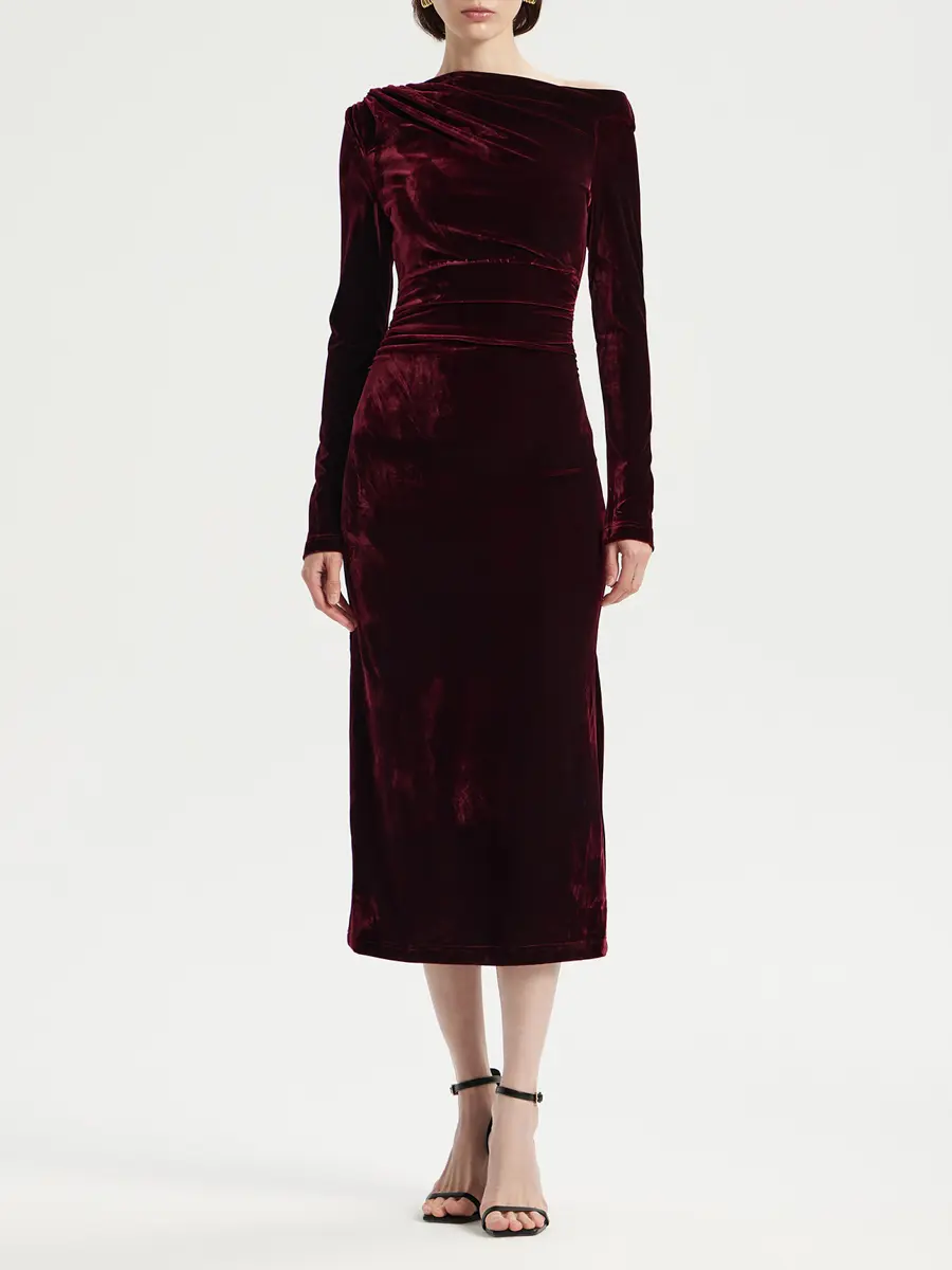 Платье бархатное