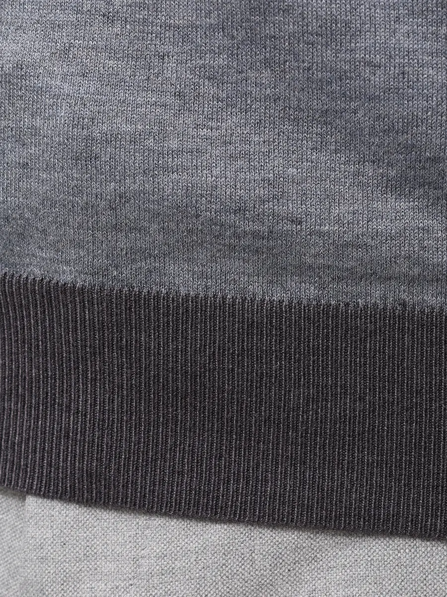 Джемпер из шерсти и тенселя