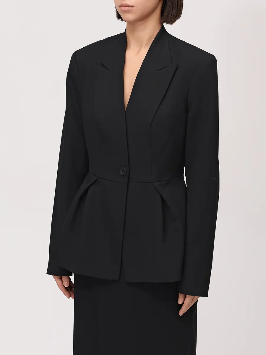 Жакет с баской