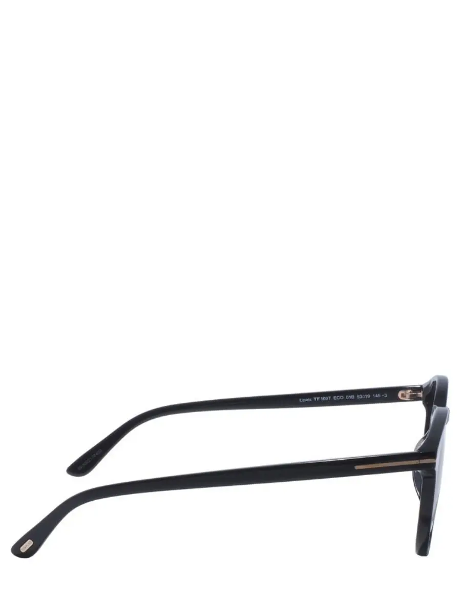 Очки солнцезащитные