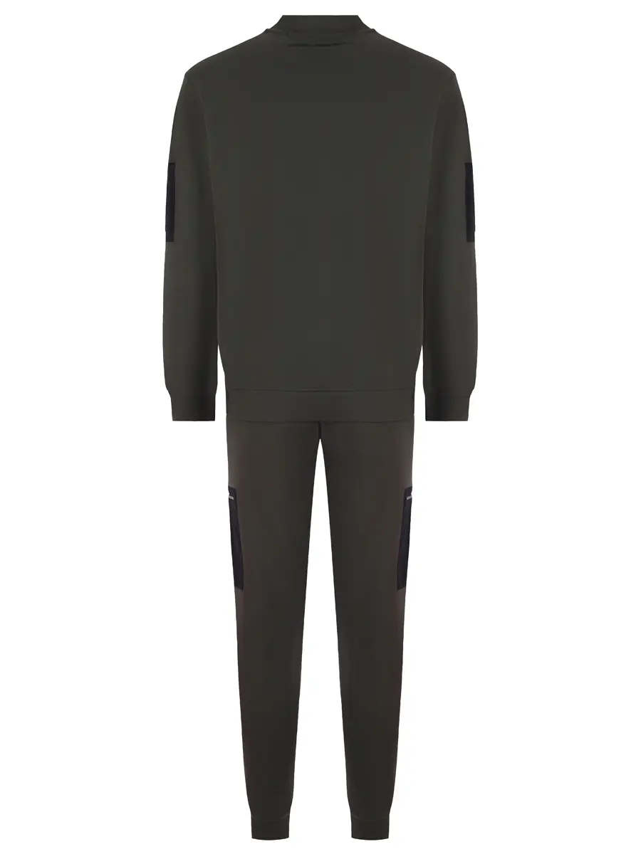 Костюм однотонный