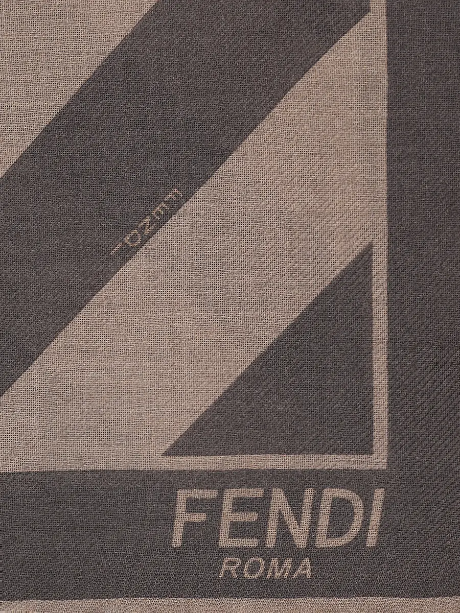 Платок из шерсти и шелка