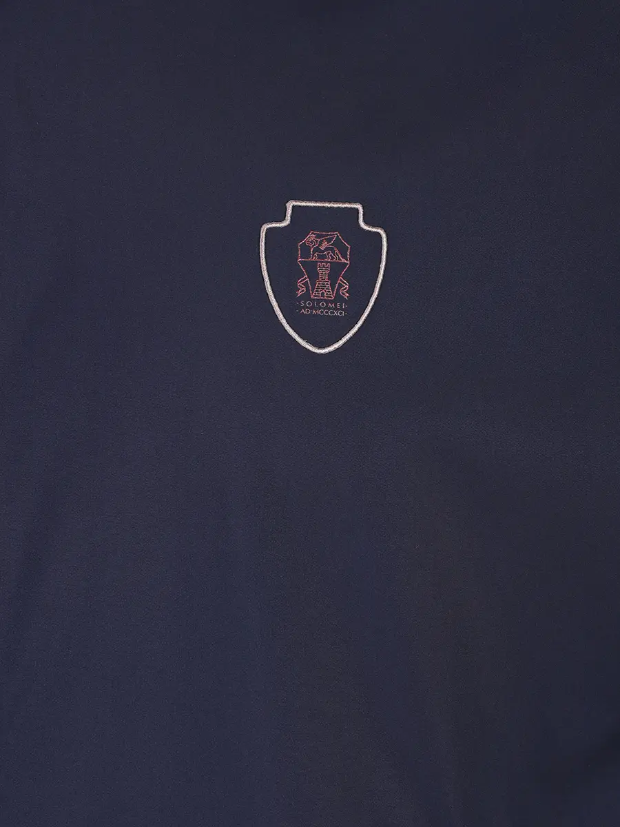 Жилет однотонный