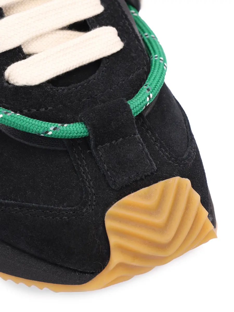 Кроссовки замшевые