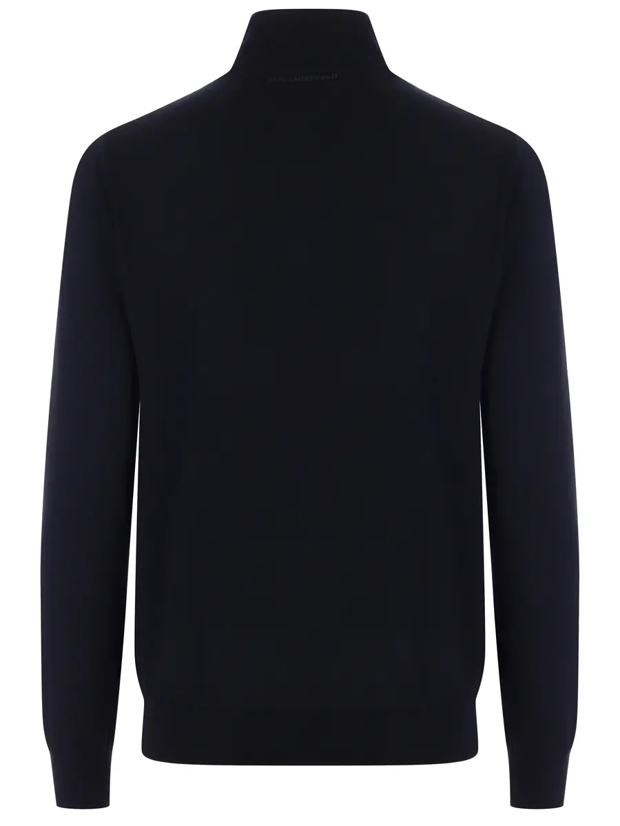 Джемпер шерстяной