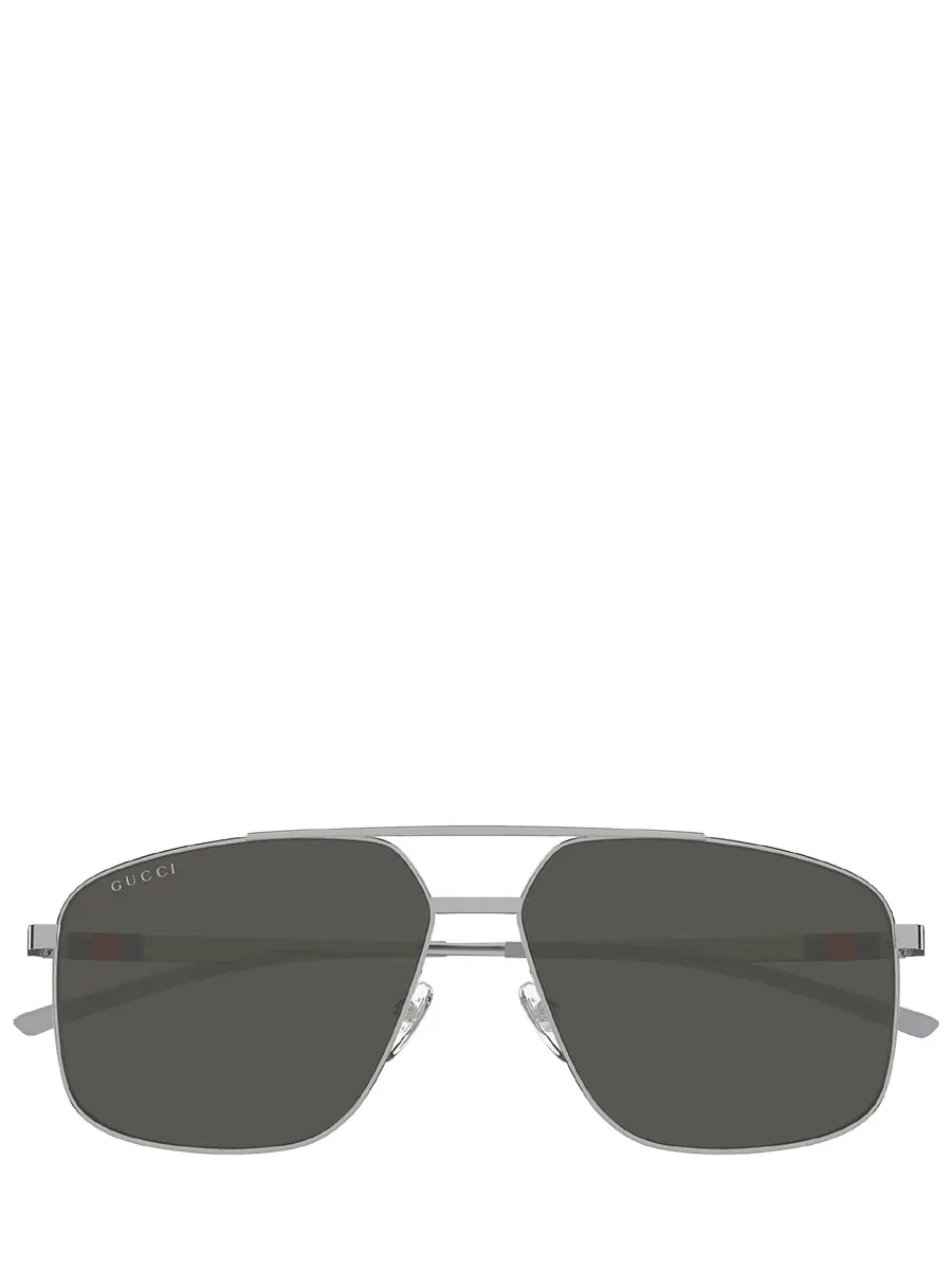 Очки солнцезащитные