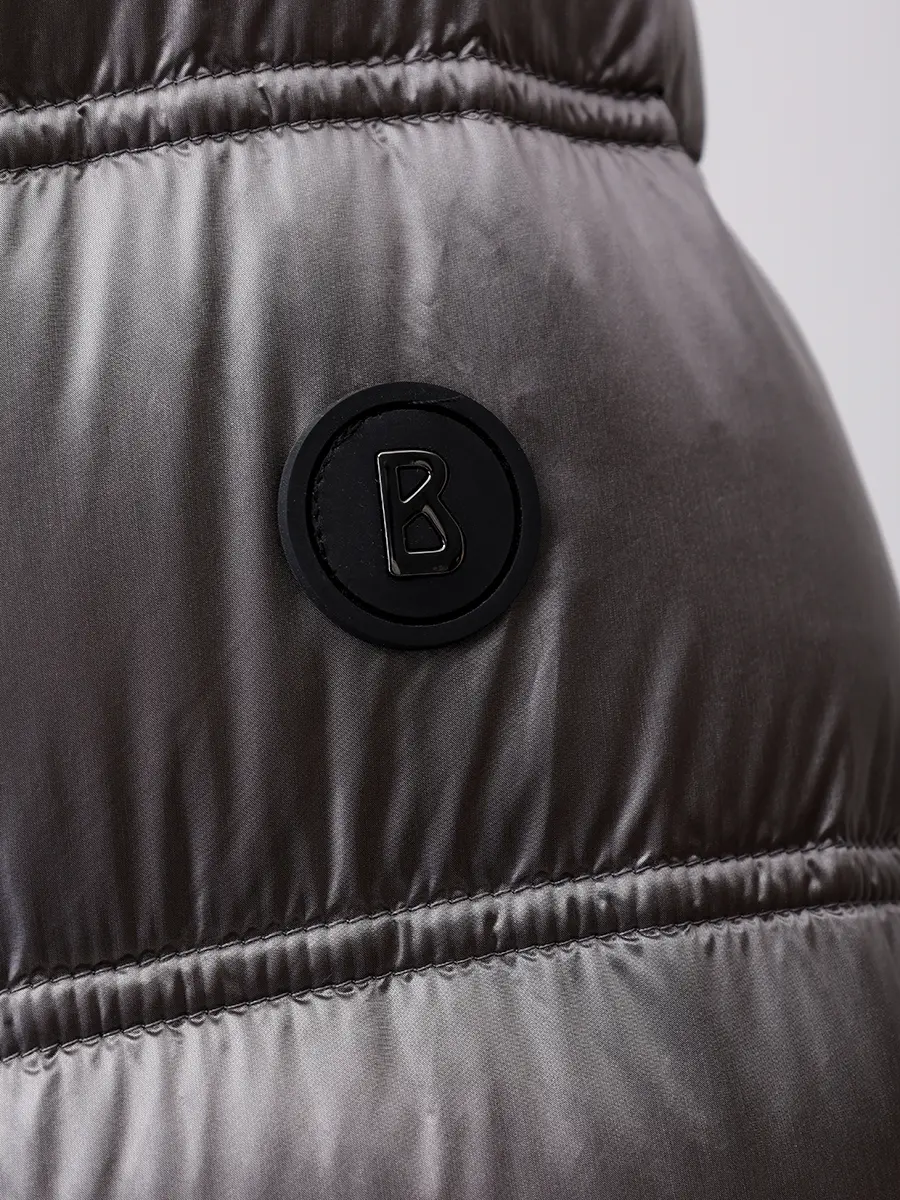 Пуховик стеганый