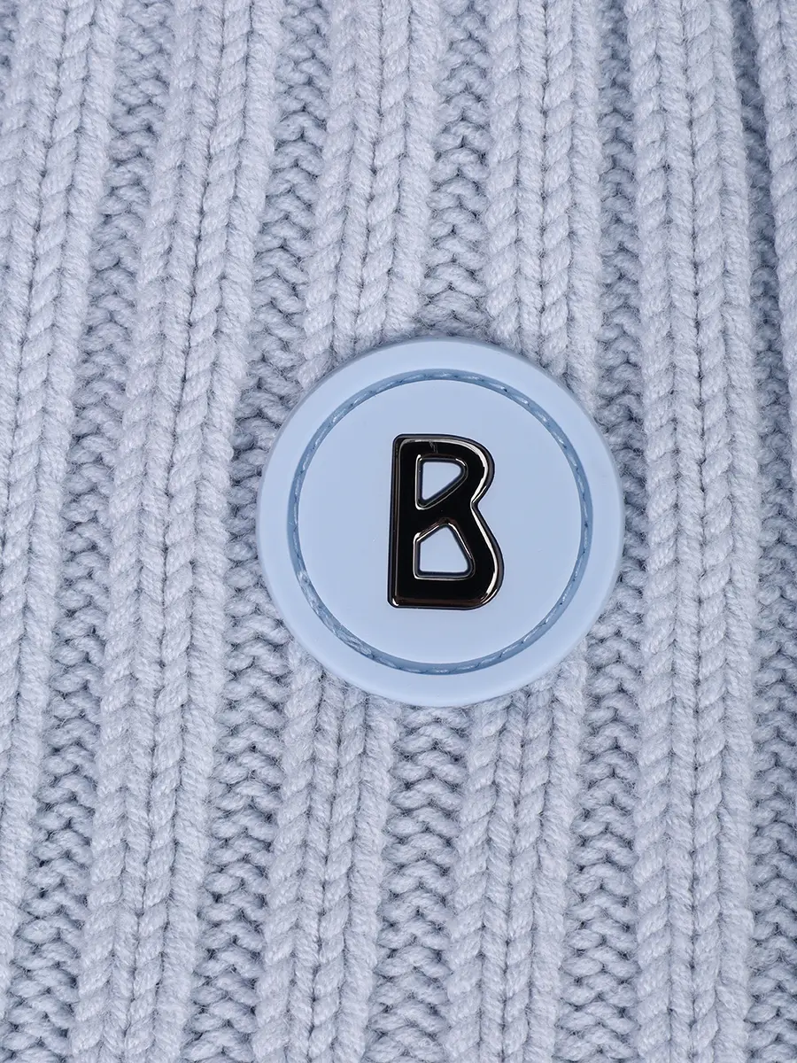 Шапка однотонная