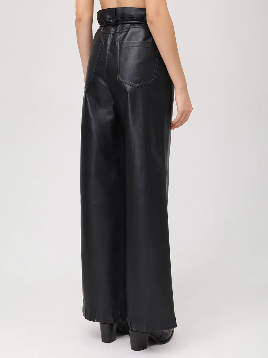 Брюки из экокожи