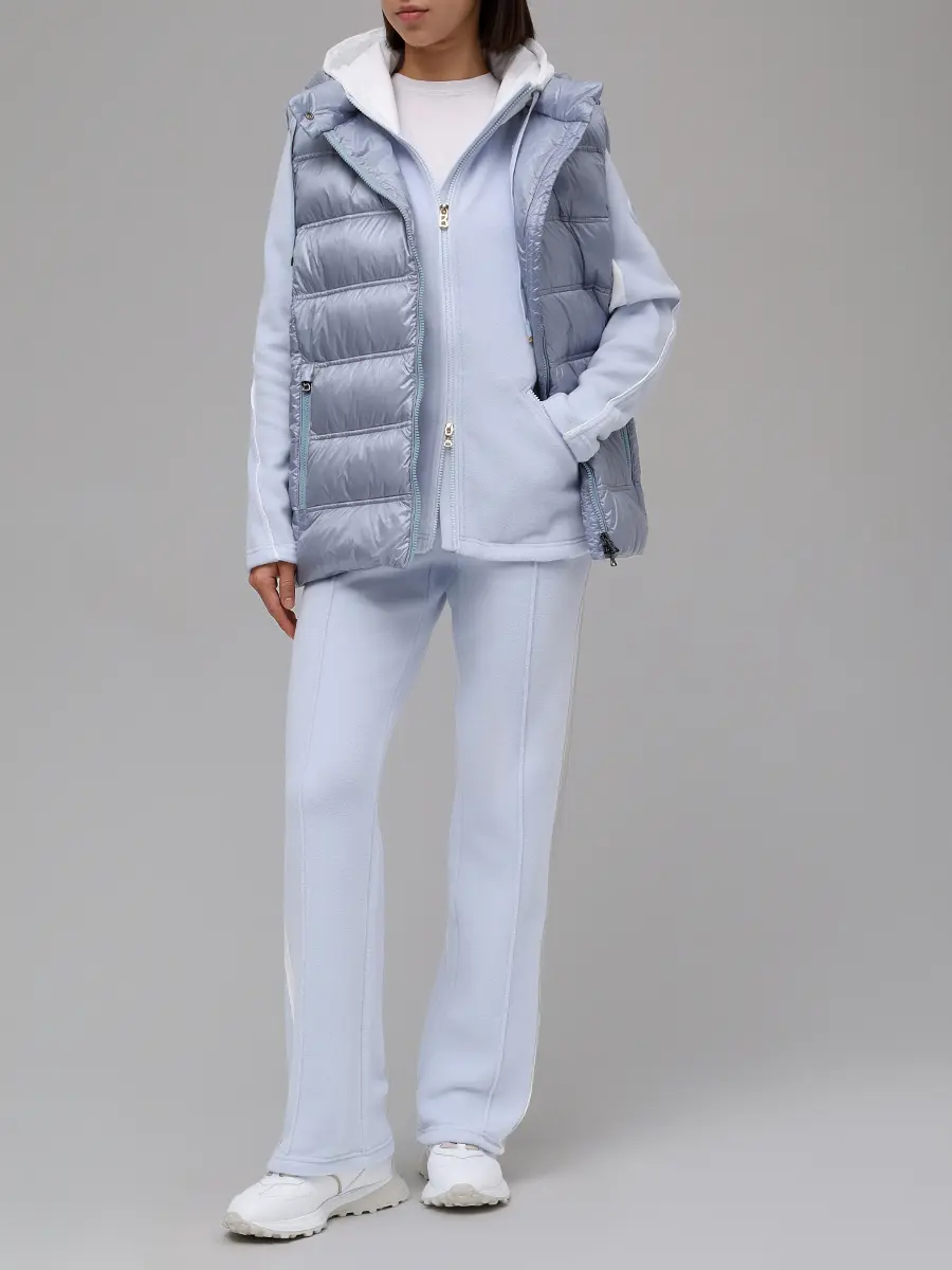 Костюм спортивный