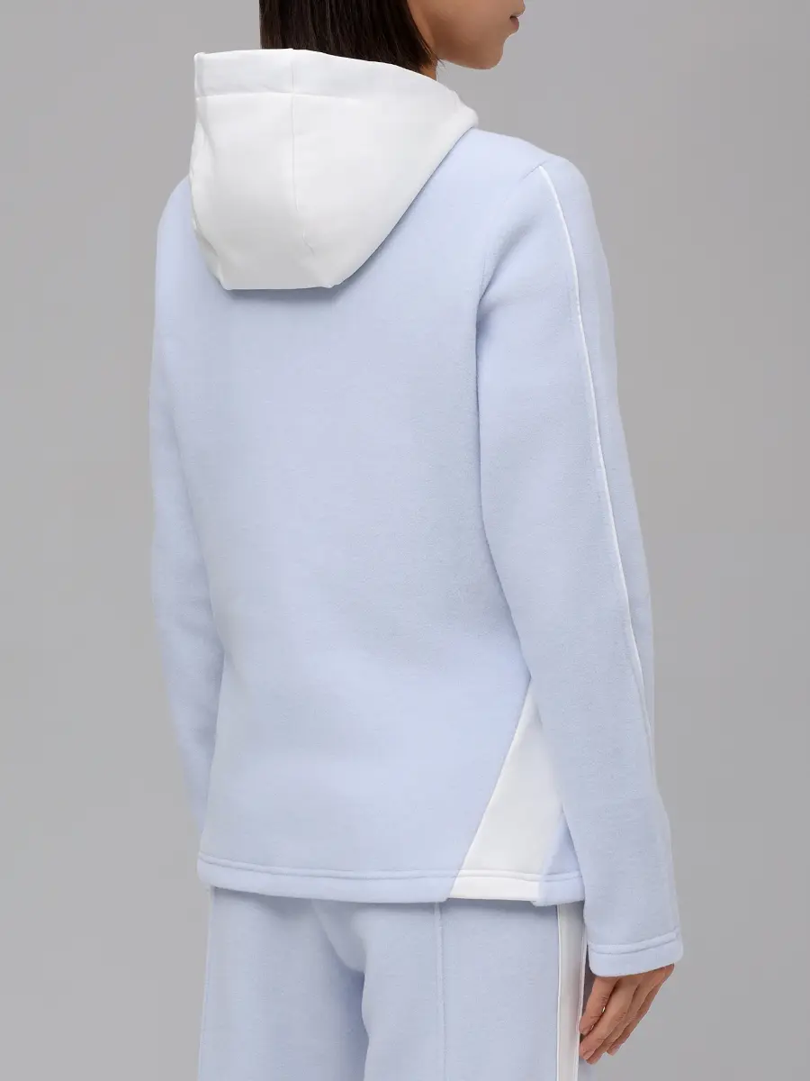 Костюм спортивный