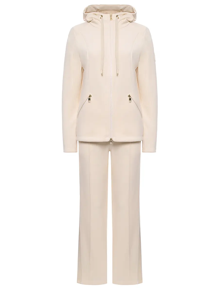 Костюм спортивный