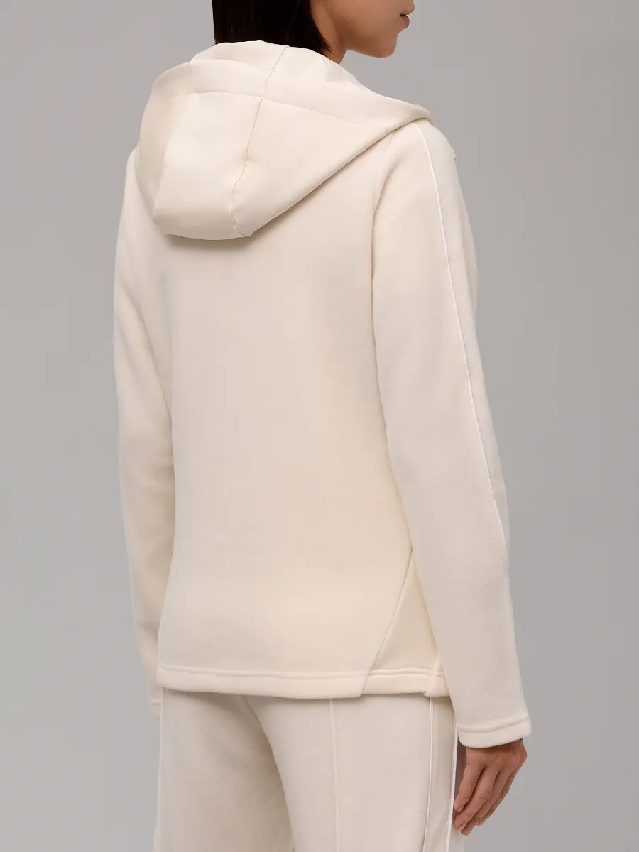 Костюм спортивный