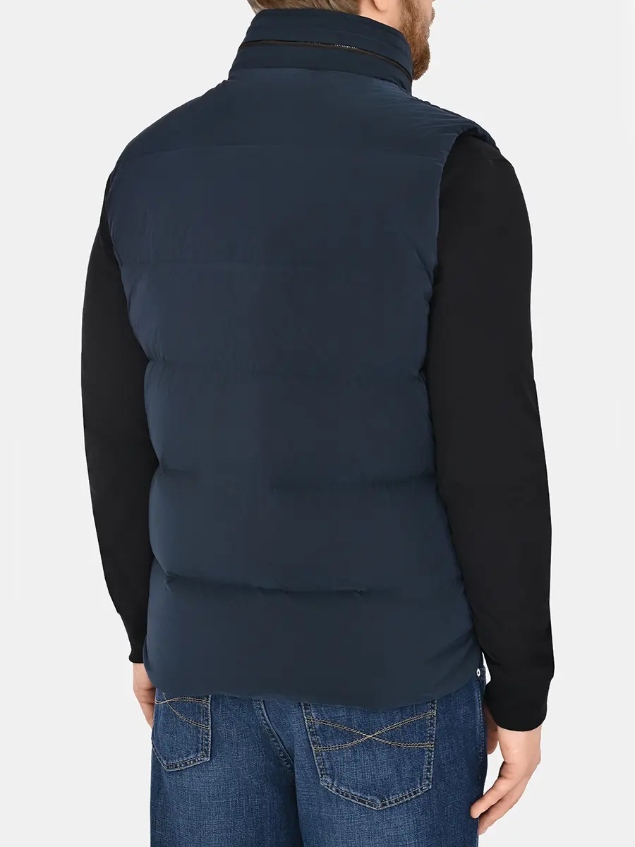 Жилет пуховый