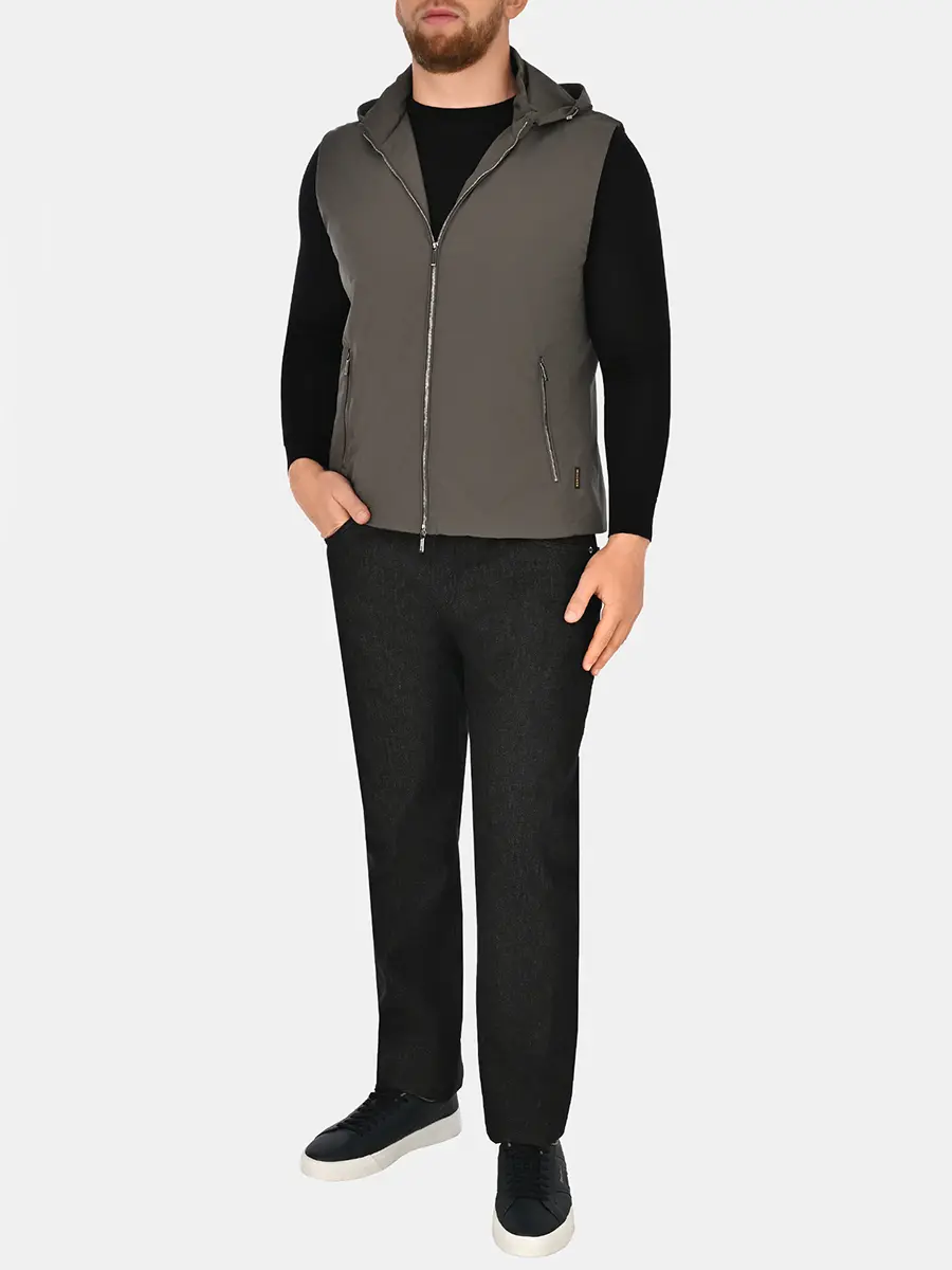 Жилет однотонный