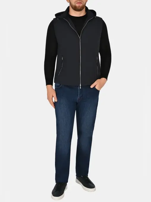 Жилет однотонный MOORER