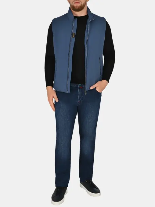 Жилет однотонный MOORER