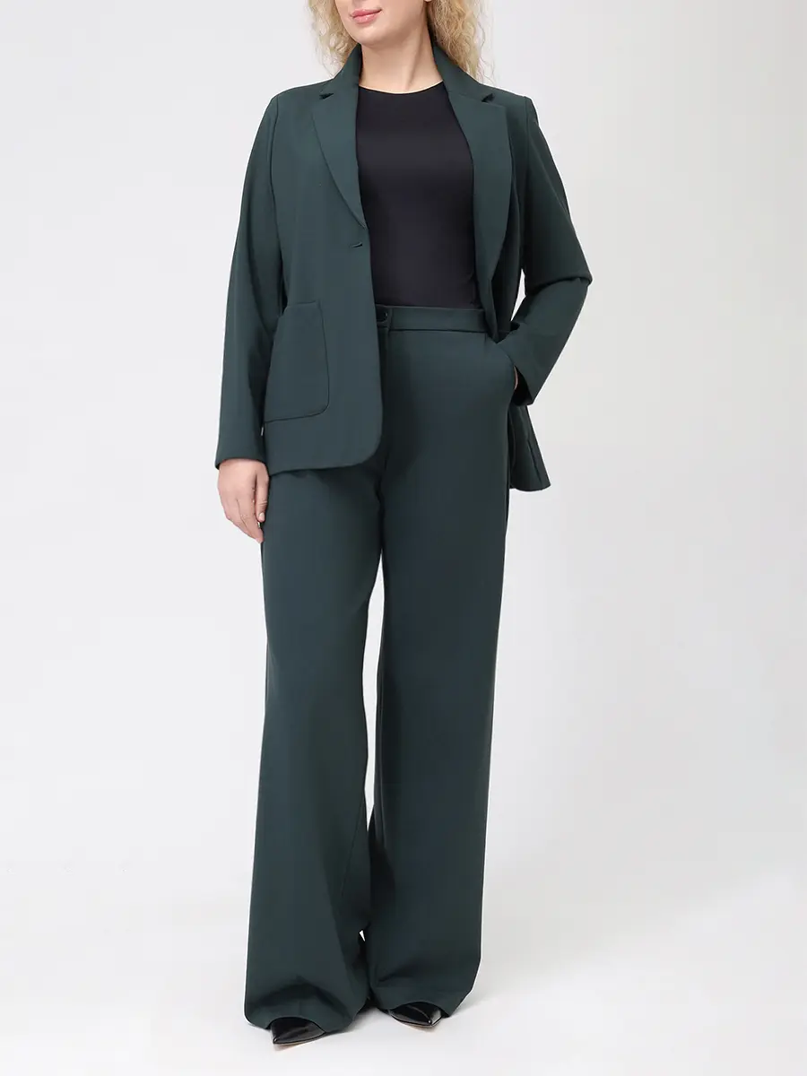 Костюм однотонный