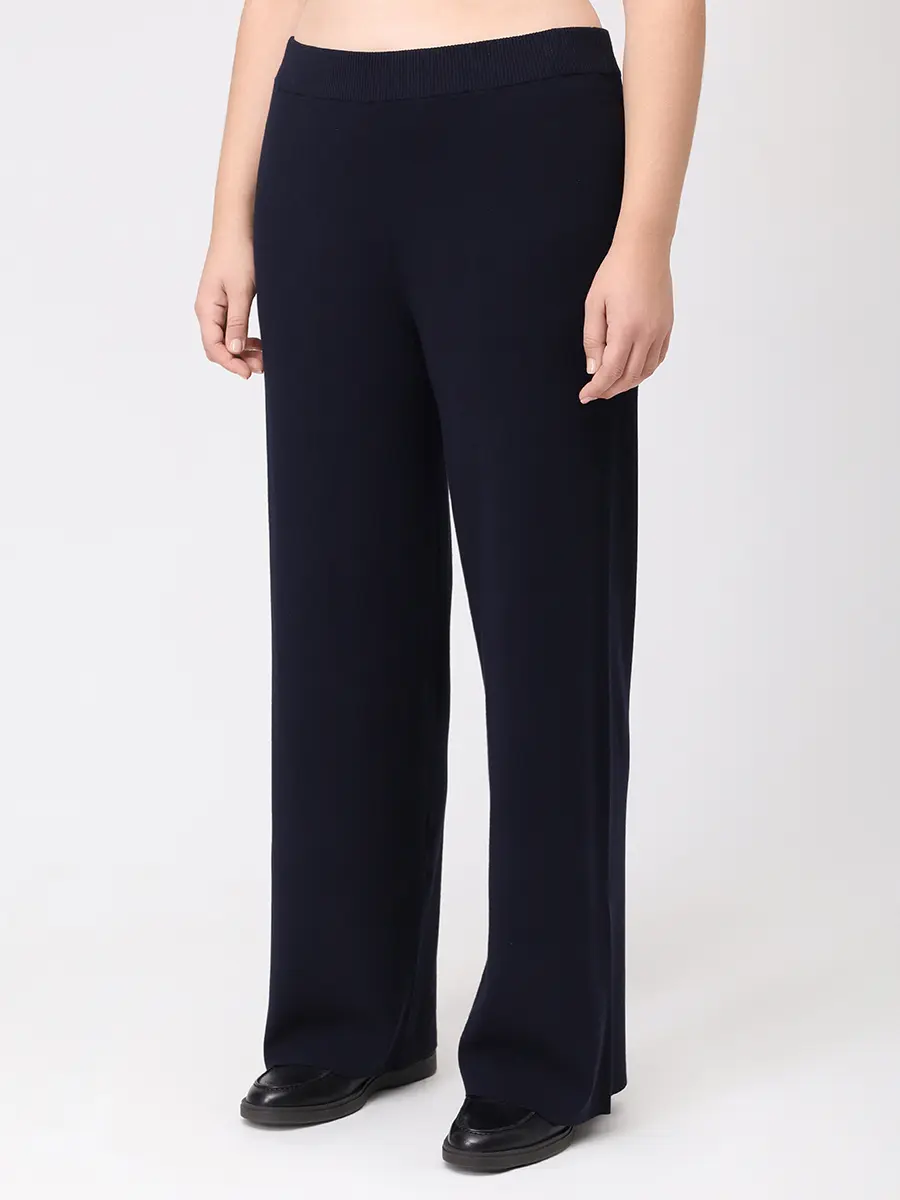 Костюм однотонный