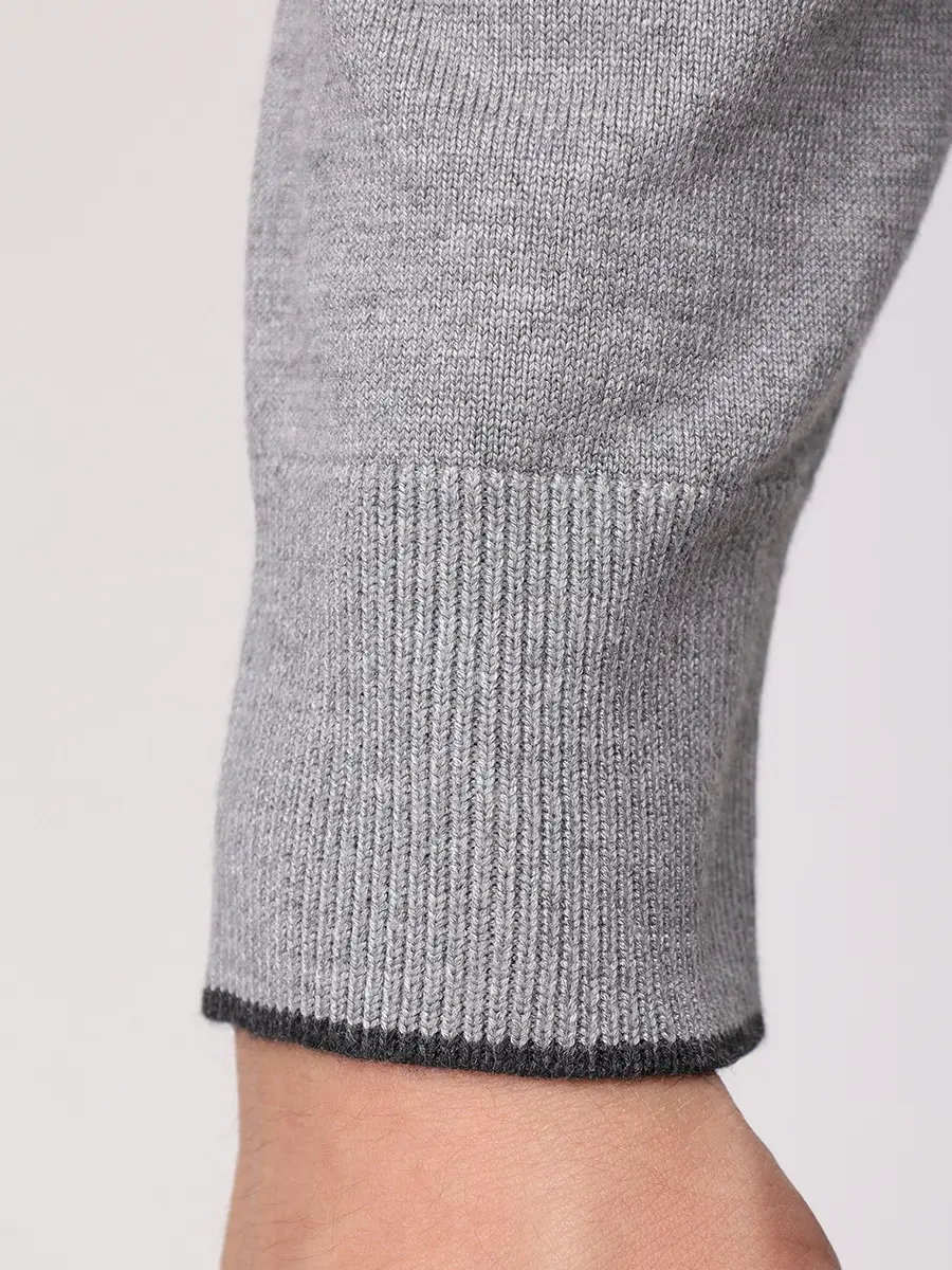 Джемпер из вискозы и тенселя