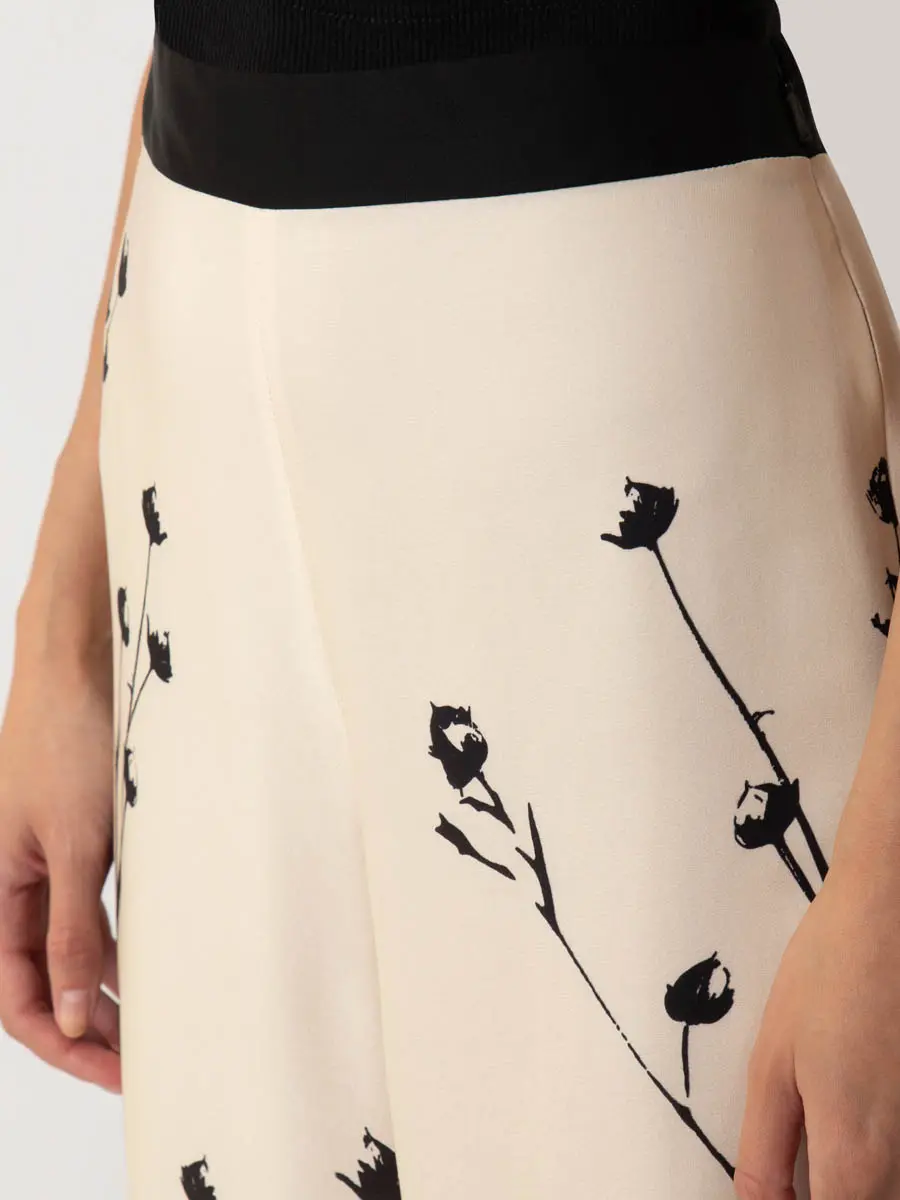 Брюки шелковые