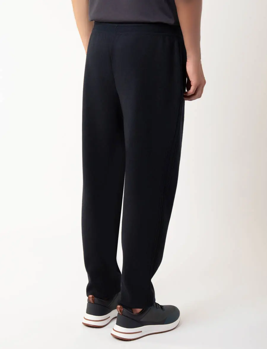 Брюки спортивные