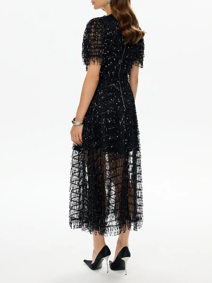 Платье с пайетками