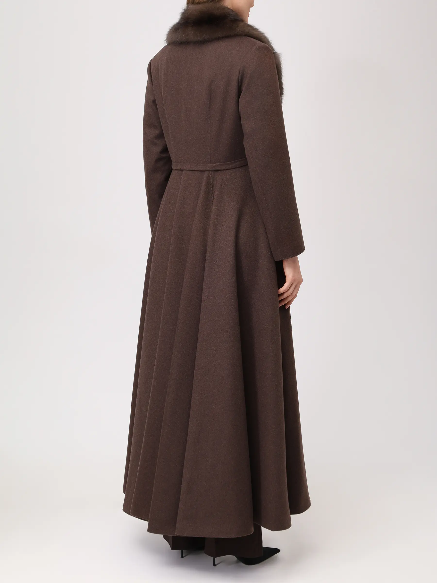 Пальто кашемировое с мехом соболя