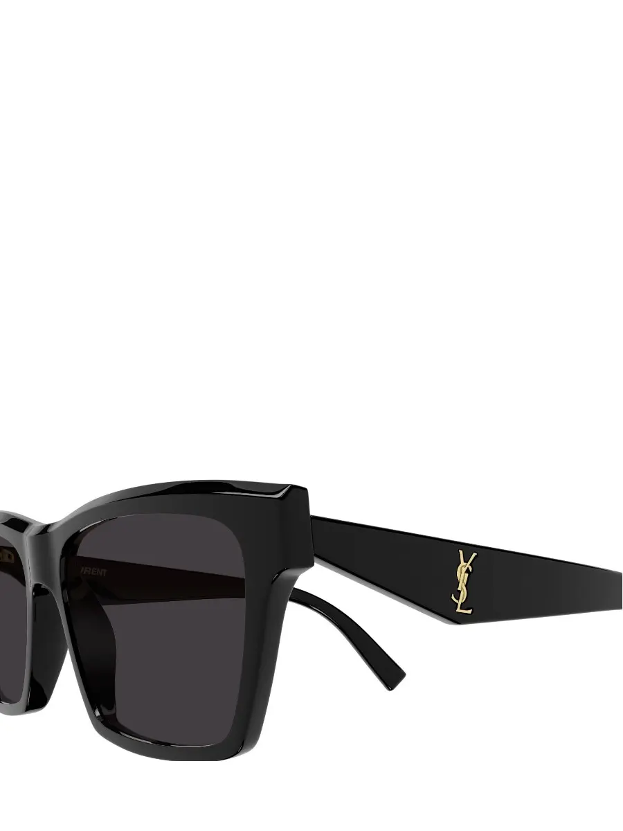 Очки солнцезащитные