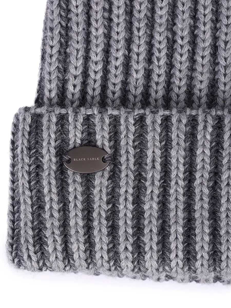 Шапка Бриошь шерстяная с мехом соболя