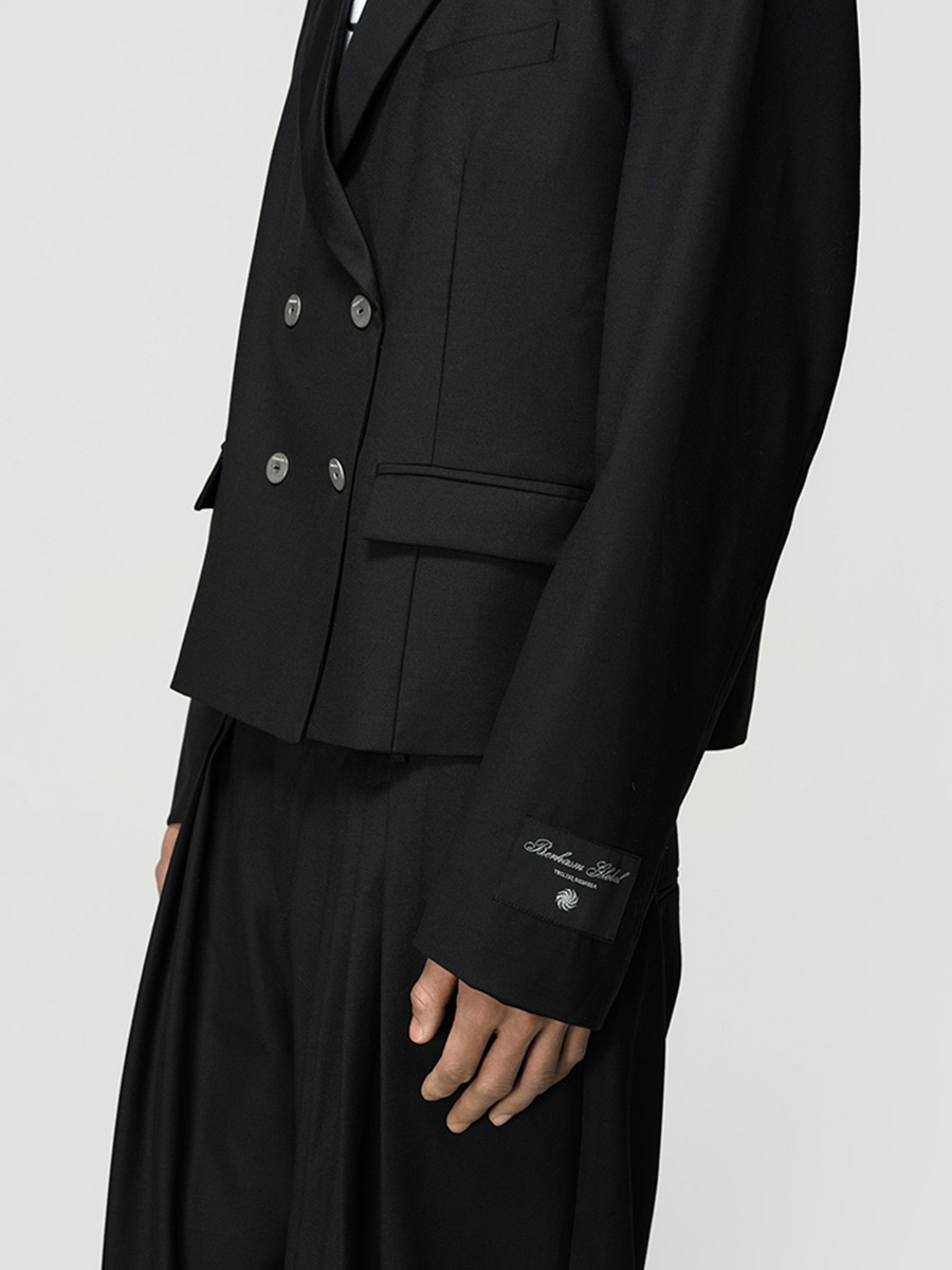 Пиджак однотонный Shortened Blazer