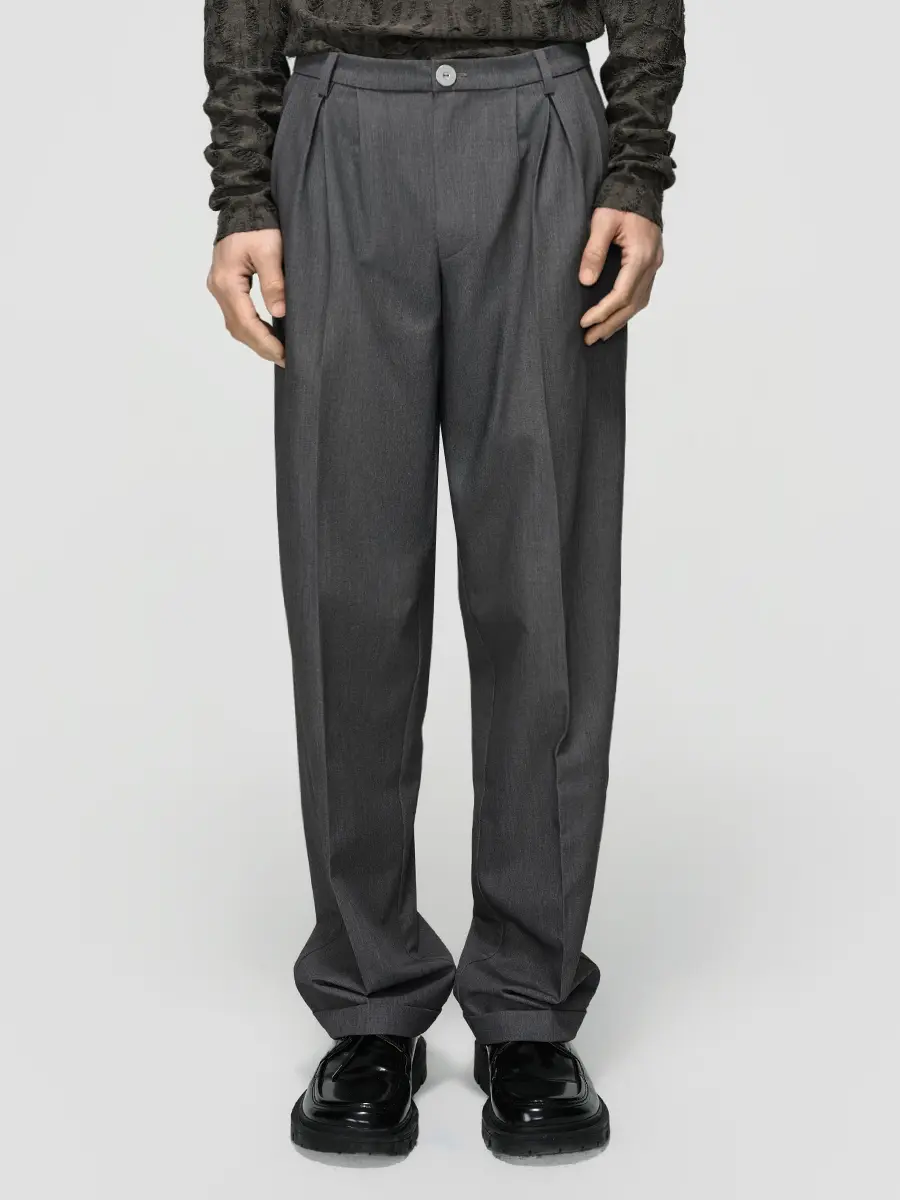 Брюки однотонные Classic pants with metal accessory