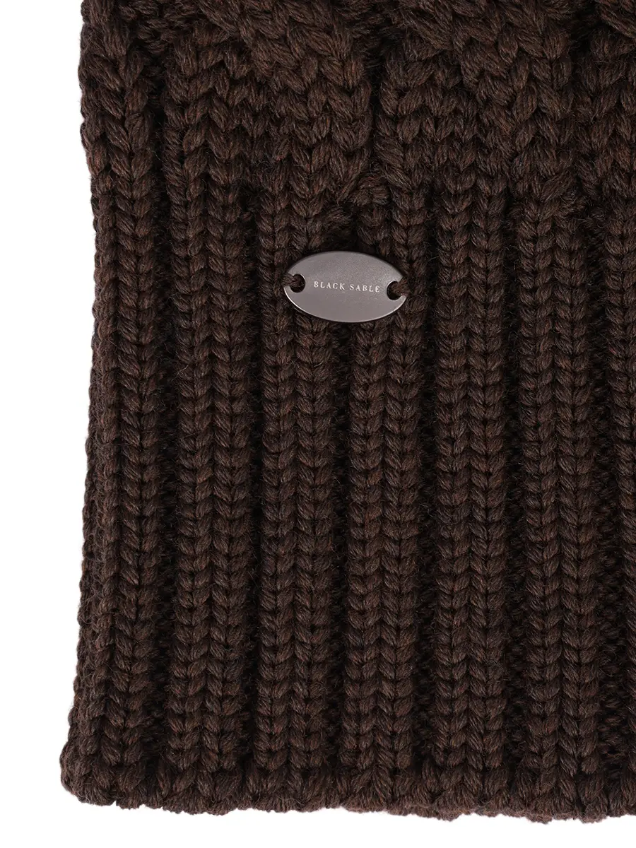 Шапка Mona шерстяная с мехом соболя