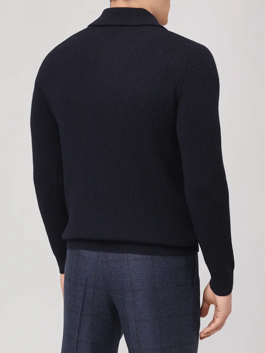 Джемпер шерстяной