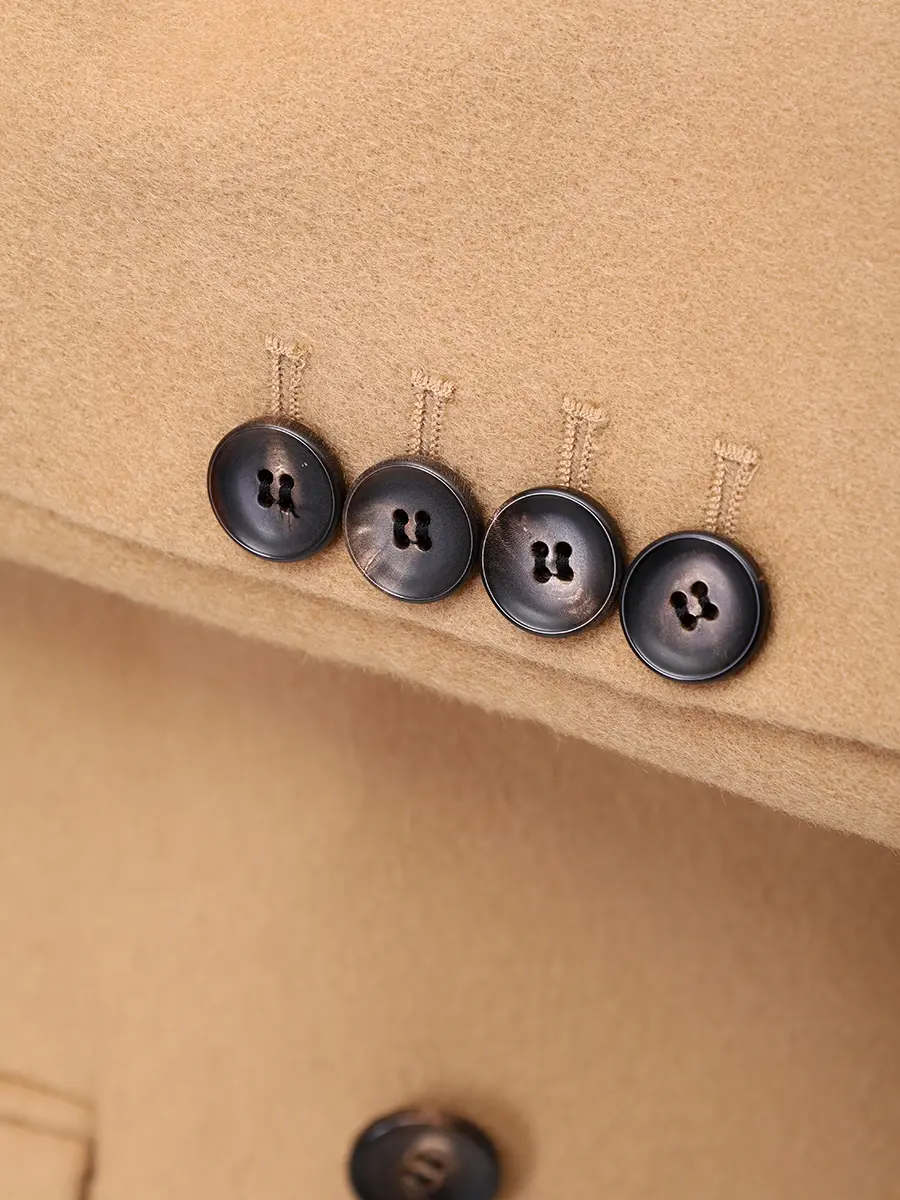 Пальто шерстяное