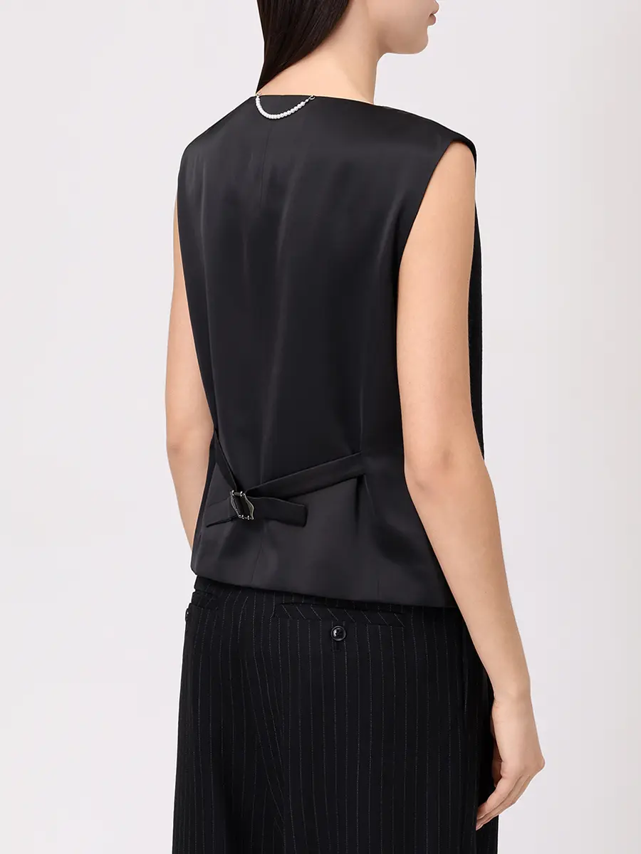 Жилет шерстяной