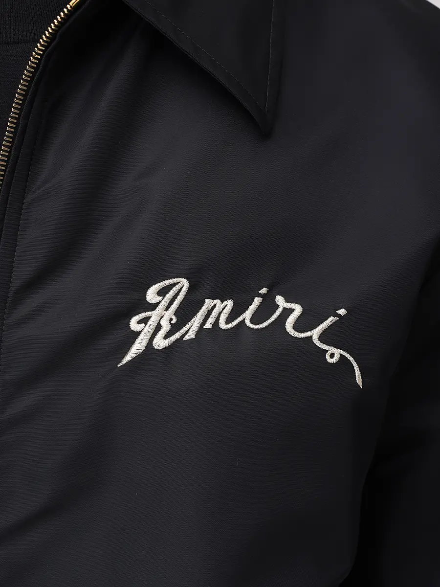 Бомбер с логотипом