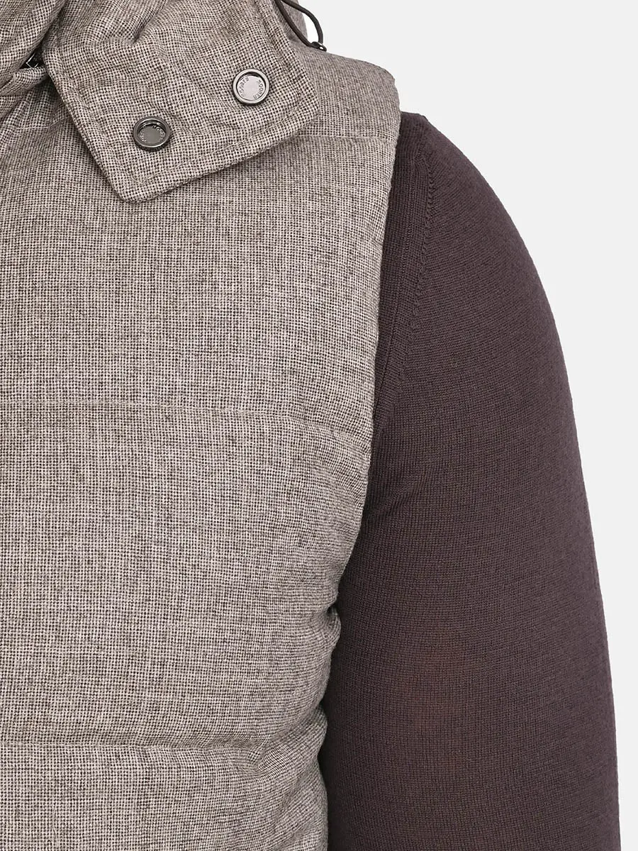 Жилет шерстяной