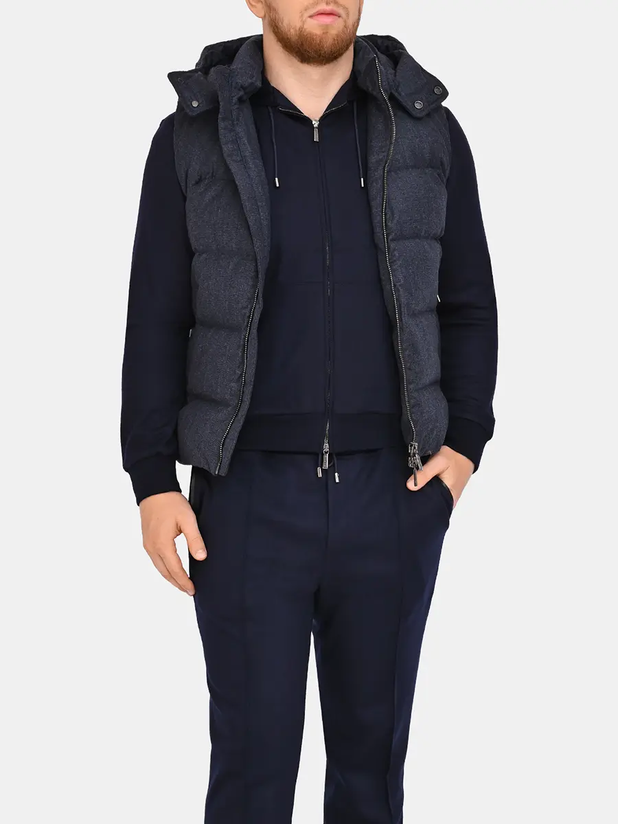 Жилет шерстяной